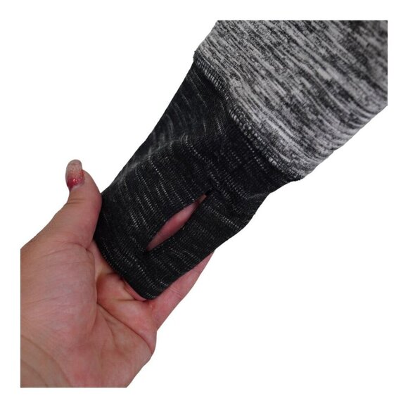 EUC‎ Athleta Gray Colorblock Pullover Sweatshirt with Zipper Detail Size S - Picture 3 of 10